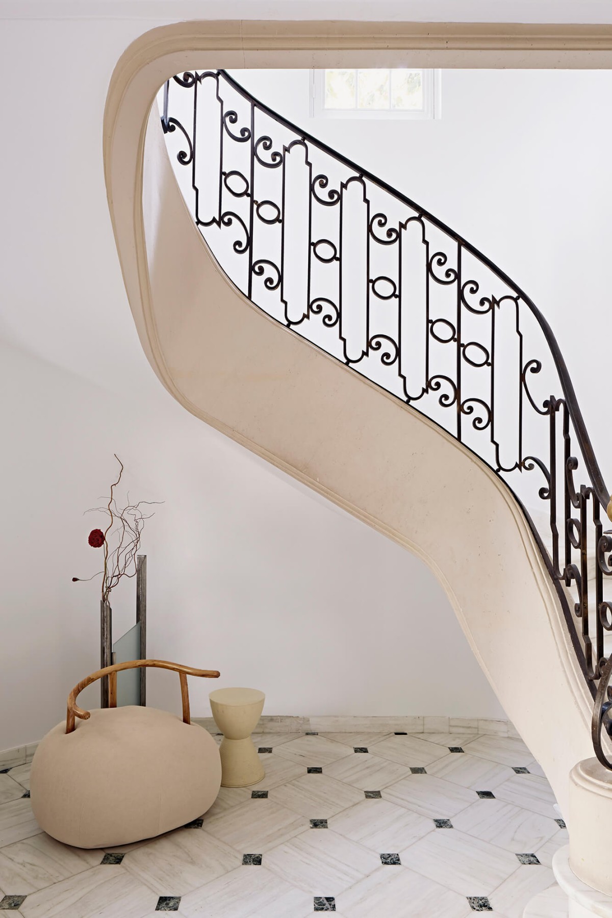 rafael-de-cardenas-montaigne-residence-paris-1