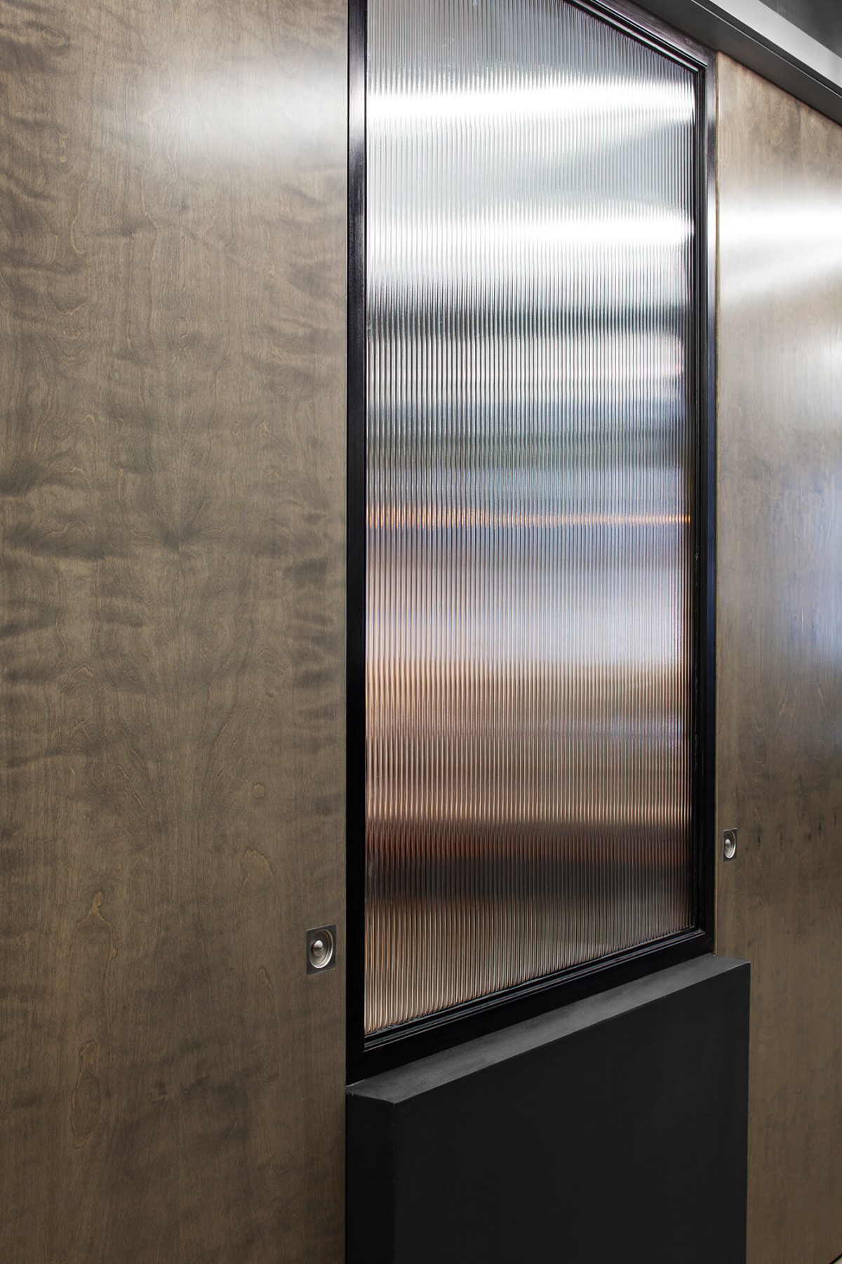 rafael-de-cardenas-black-ocean-firehouse-3