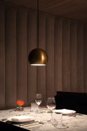 rafael-de-cardenas-asia-de-cuba-restaurant-booth