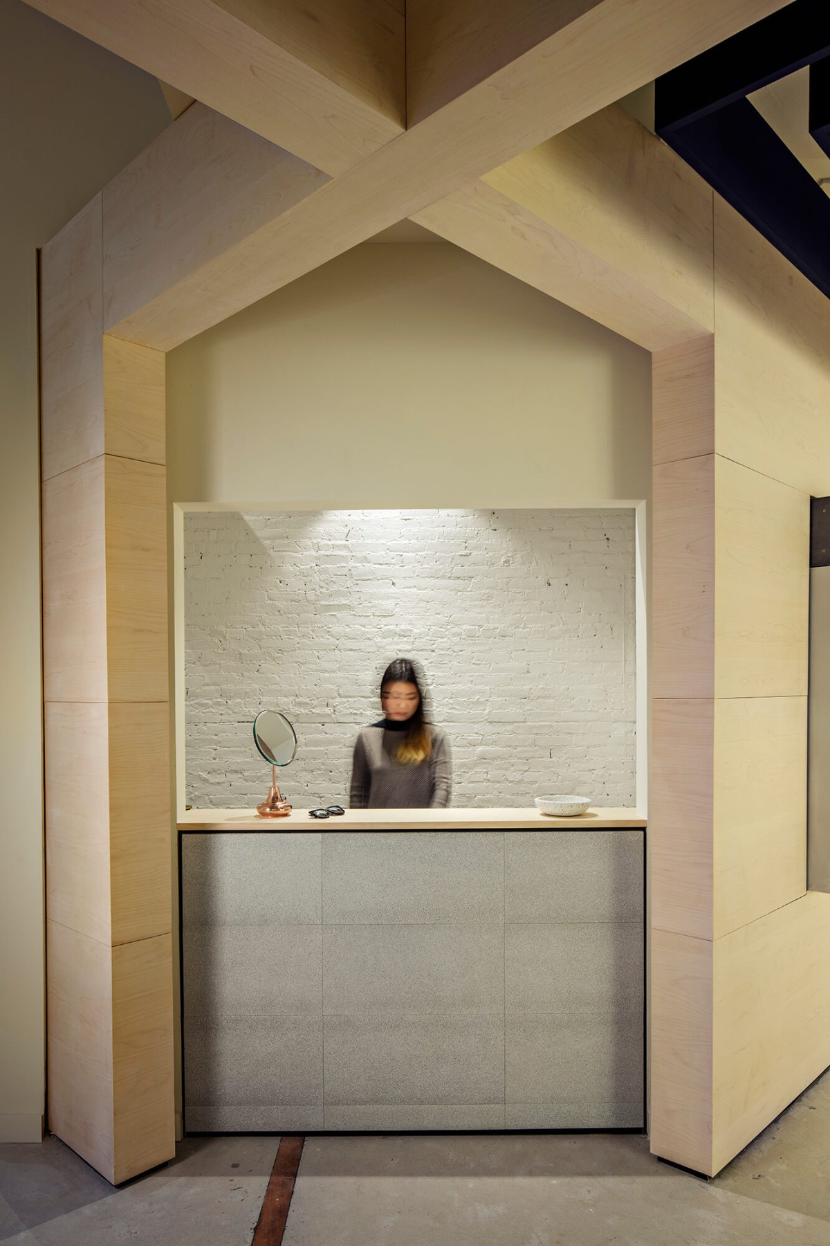 rafael-de-cardenas-gentle-monster-soho-flagship-2